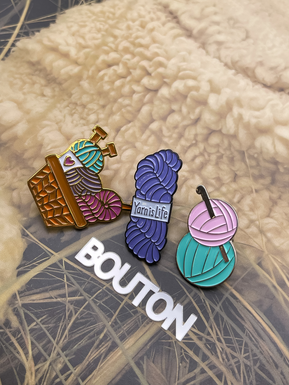 Брошь-Пин "Клубок пряжи" бирюзовый/розовый
