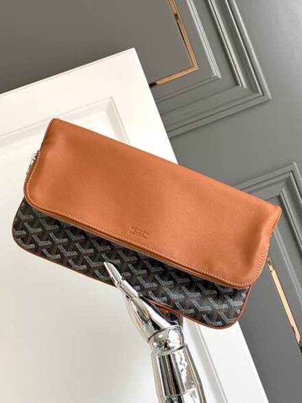 Goyard Sainte-Marie MM Clutch