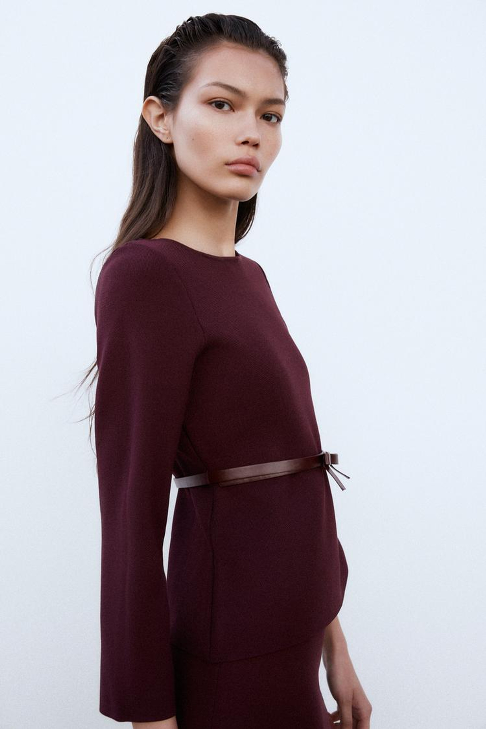 ZARA ТРИКОТАЖНЫЙ ТОП С РЕМНЕМ, ГРАНАТОВЫЙ