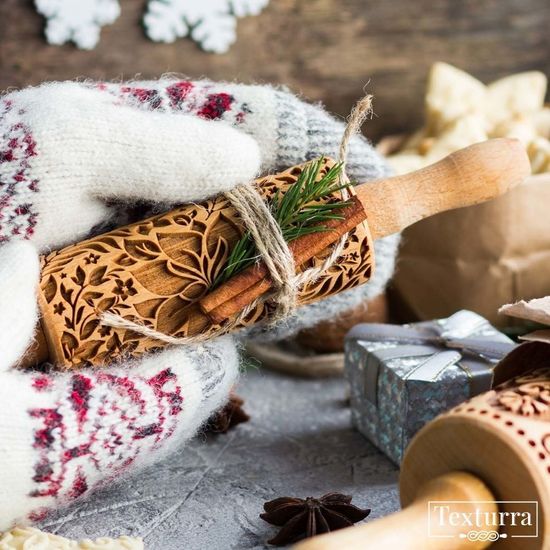 Малая скалка с узором Аленький цветочек