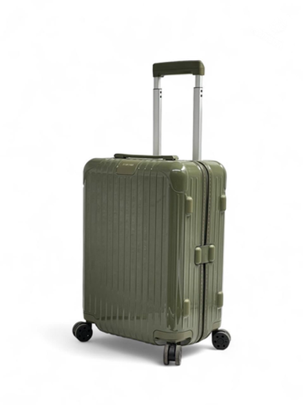 Дорожный чемодан Rimowa