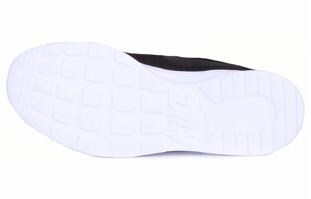 Кроссовки Nike Tanjun