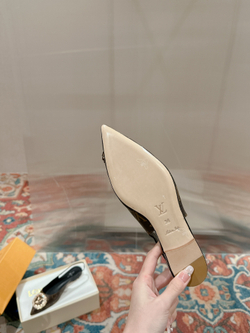 Louis Vuitton Met Slingback Ballerina