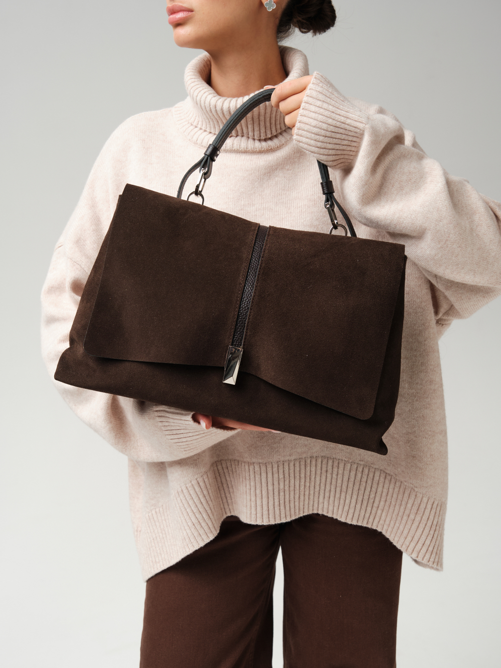 Замшевая сумка сэтчел Colette DBR 31349 черный каштан