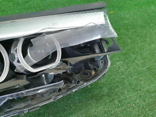 Битая Фара правая BMW 5er G30 (2017-2020) LED
