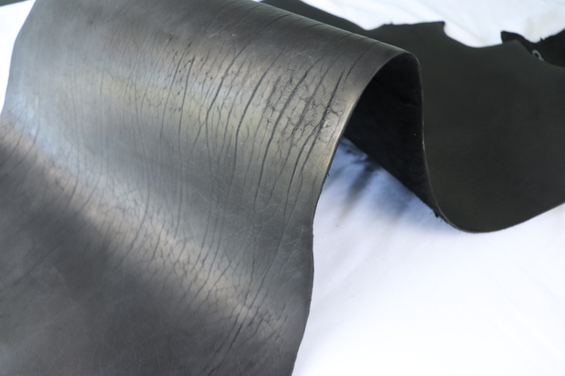 3.6-4.0 Вороток черный с отделкой Oil Wax