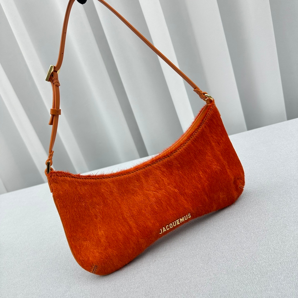 Jacquemus Le Bisou 27 cm