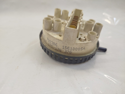 502 Датчик уровня воды (Прессостат) для стиральной машины Indesit Hotpoint Ariston 6 контактов 140/105 275/170 370 б/у