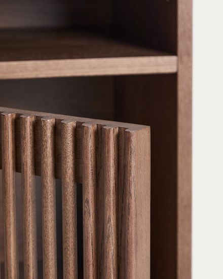 Прикроватная тумбочка Beyla из ясеня с отделкой под орех