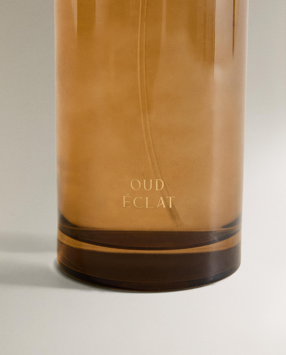 Zara Home Ароматический спрей для дома Oud clat 190 мл, освежитель, аромат восточный древесный