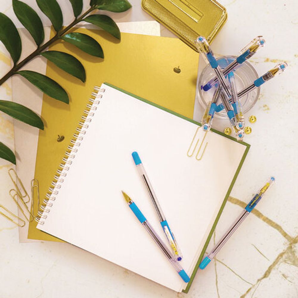 Ручка шариковая масляная с грипом MUNHWA "MC Gold", ГОЛУБАЯ, корпус прозрачный, узел 0,5 мм, линия письма 0,3 мм, BMC-12