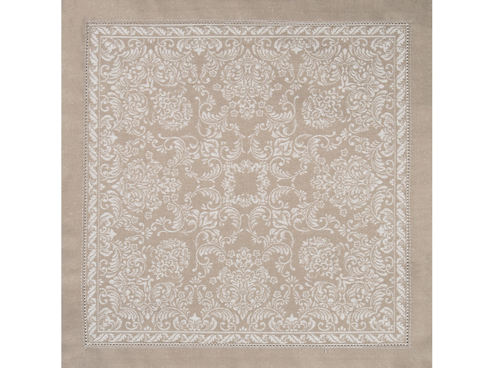 Салфетка льняная бежевая с рисунком 45*45 см