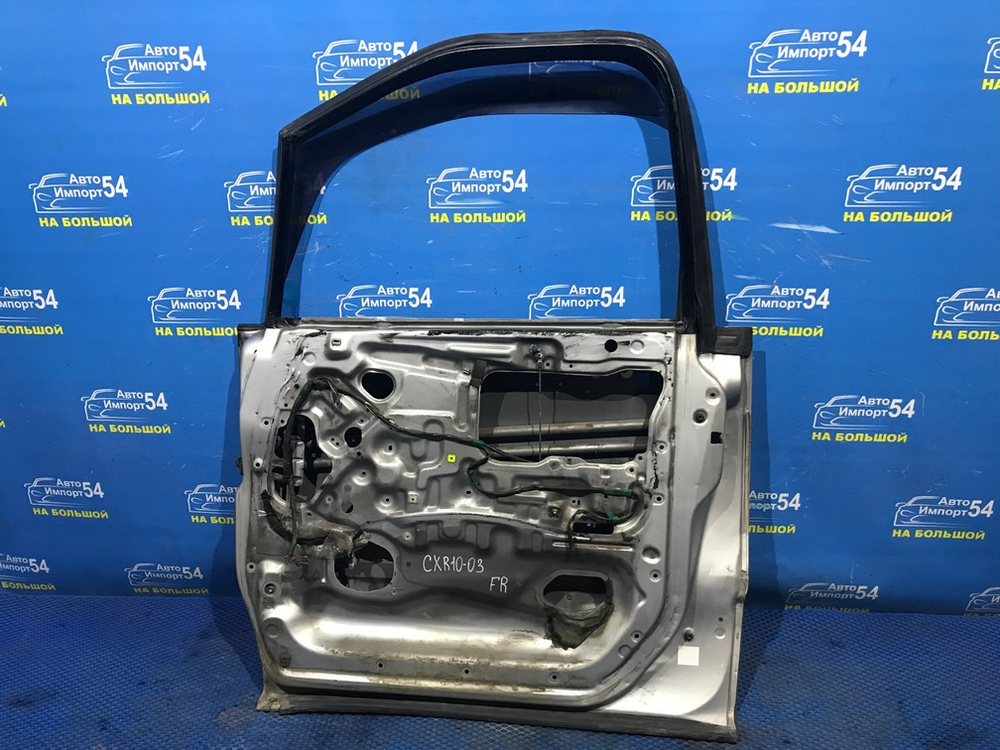 Дверь передняя правая TOYOTA ESTIMA 1998
