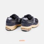  Кроссовки New Balance 2002R 