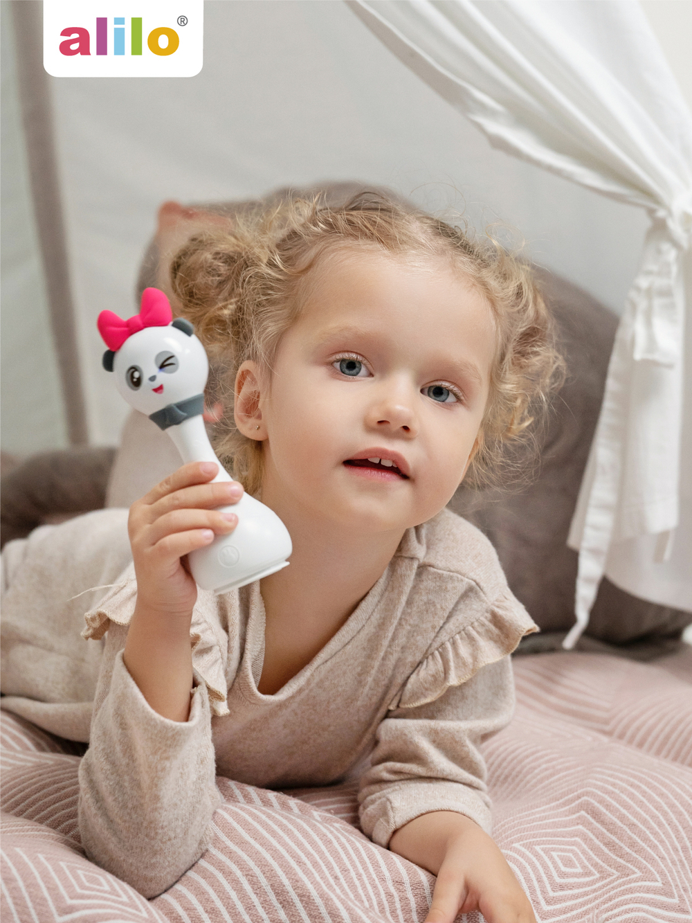 Интерактивная музыкальная игрушка alilo Малышарики. Модель Пандочка R1