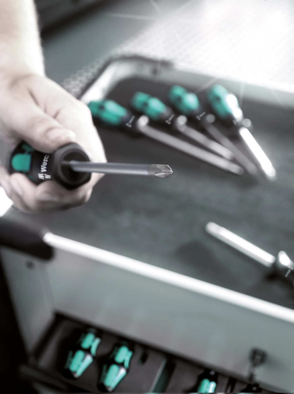 Отвёртка крестовая Wera Kraftform Plus 350 SK PH2x100 мм 05008752001
