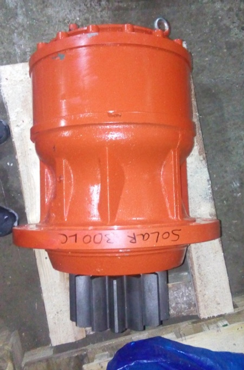 Редуктор поворота Salar 300LC