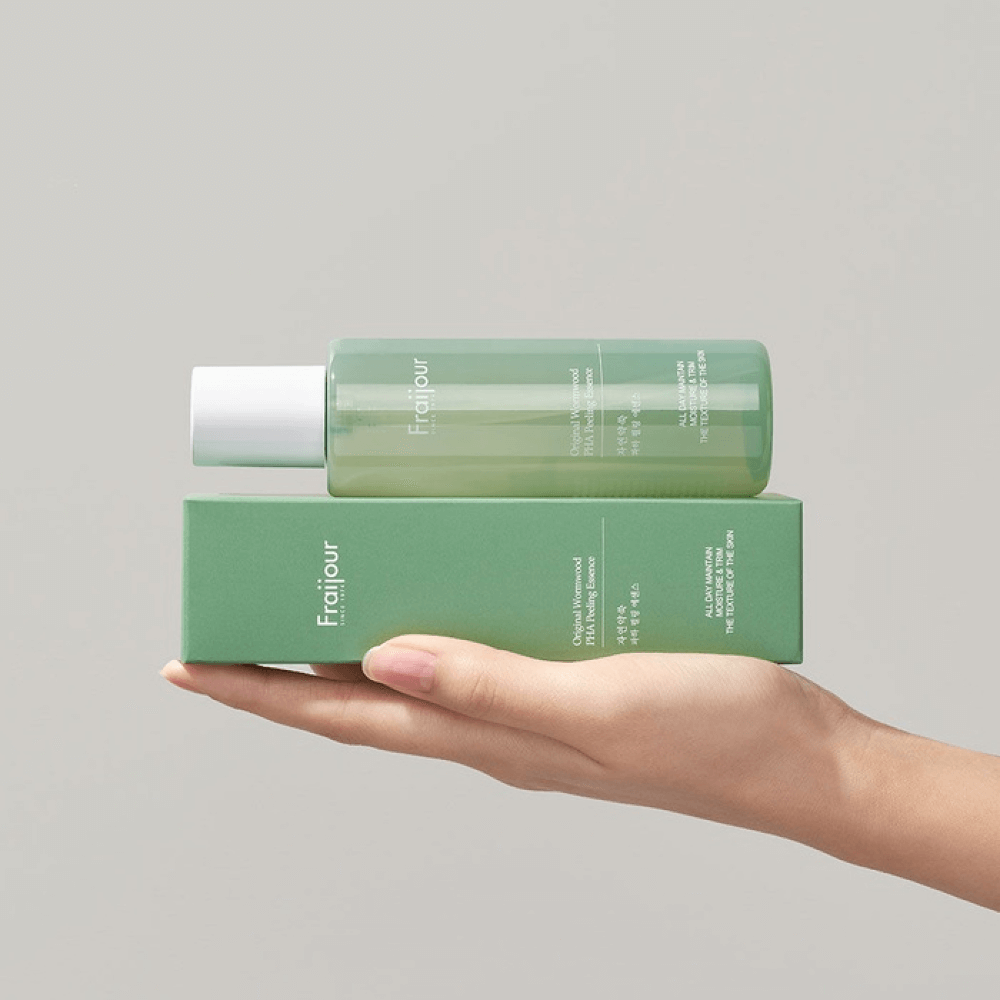 Отшелушивающая пилинг-эссенция для лица с РНА-кислотами Fraijour Original Wormwood PHA Peeling Essence