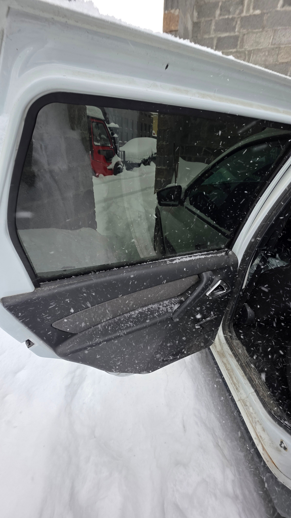 LADA GRANTA Cross Comfort 22 Light 1.6 90hp 5MT