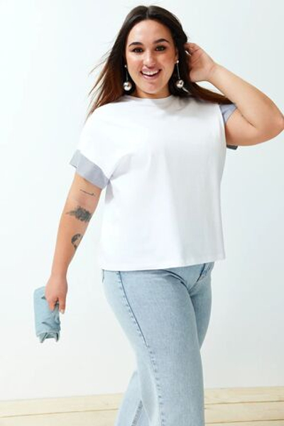 100% хлопчатобумажная трикотажная футболка больших размеров с белой полосатой поплиновой тканью на рукаве большого размера TBBSS24BF00001