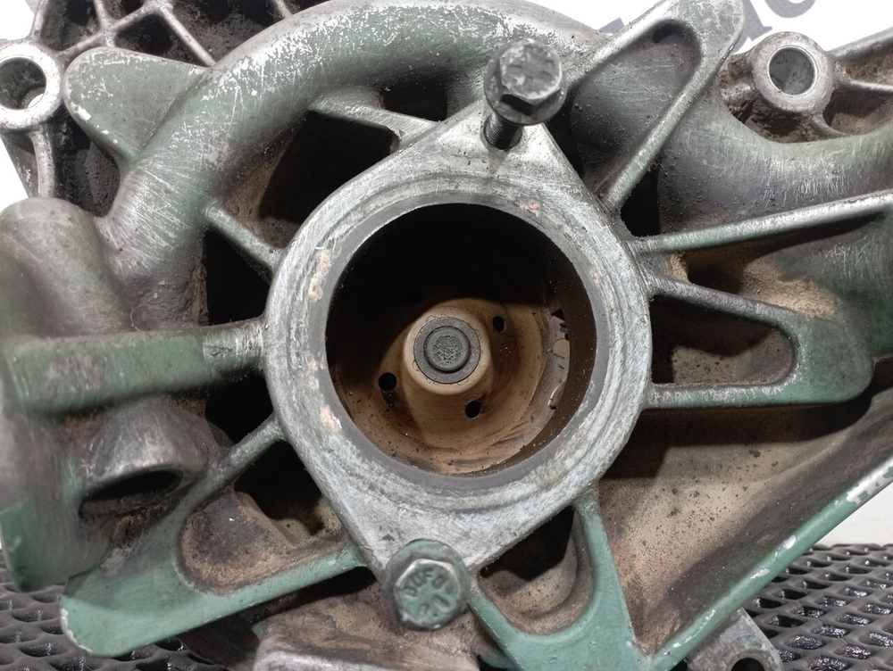 Насос водяной (помпа)