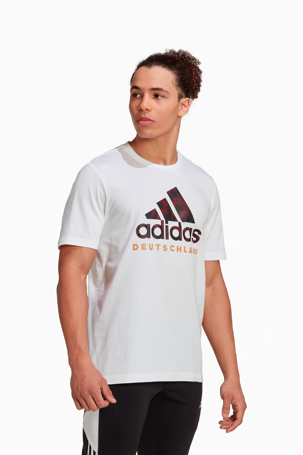 Футболка adidas Germany 2022 DNA Graphic