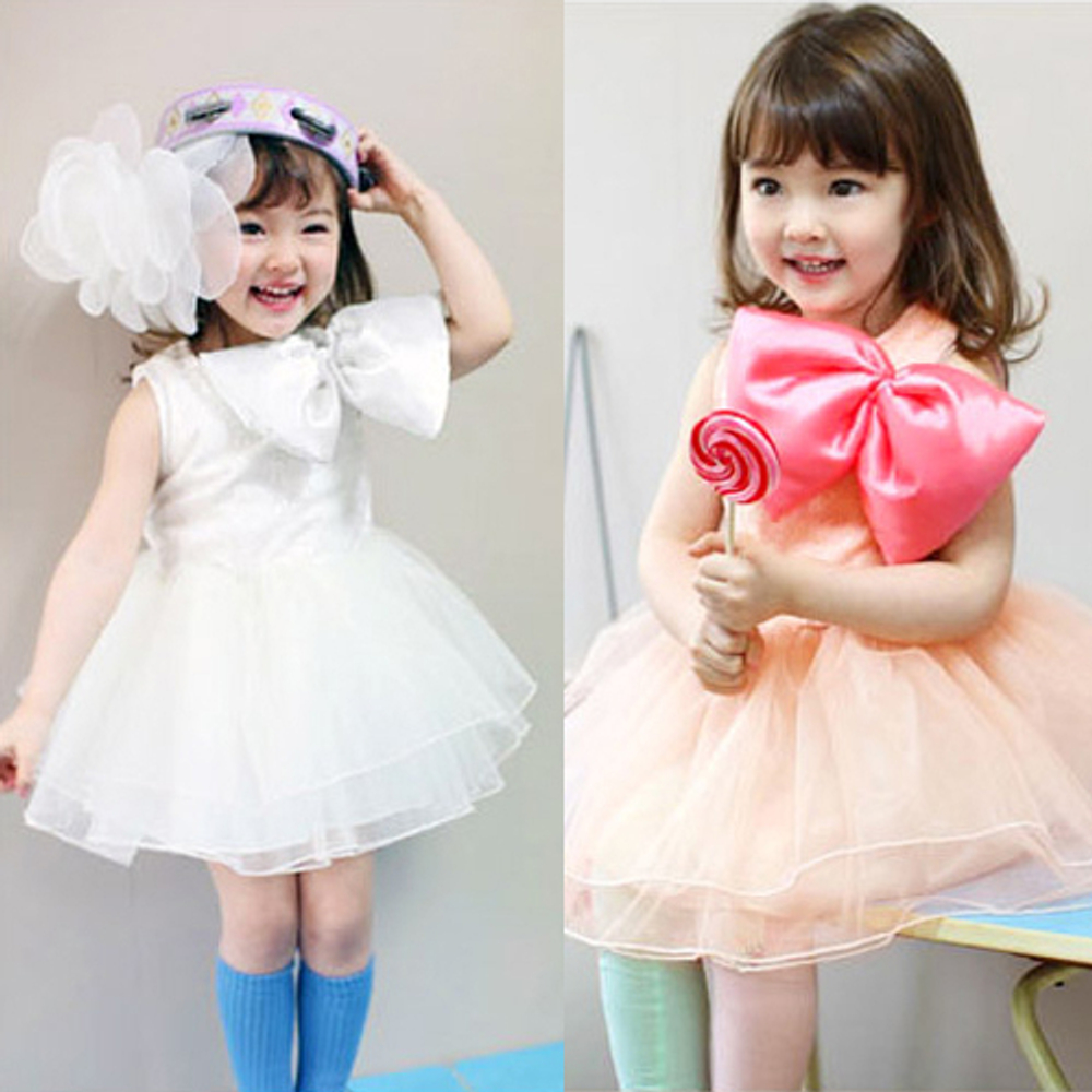 Платье детское без рукавов с большим бантом и пайетками