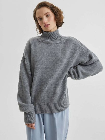AIM  свободного кроя Цвет серый. 50% шерсть мериноса.
