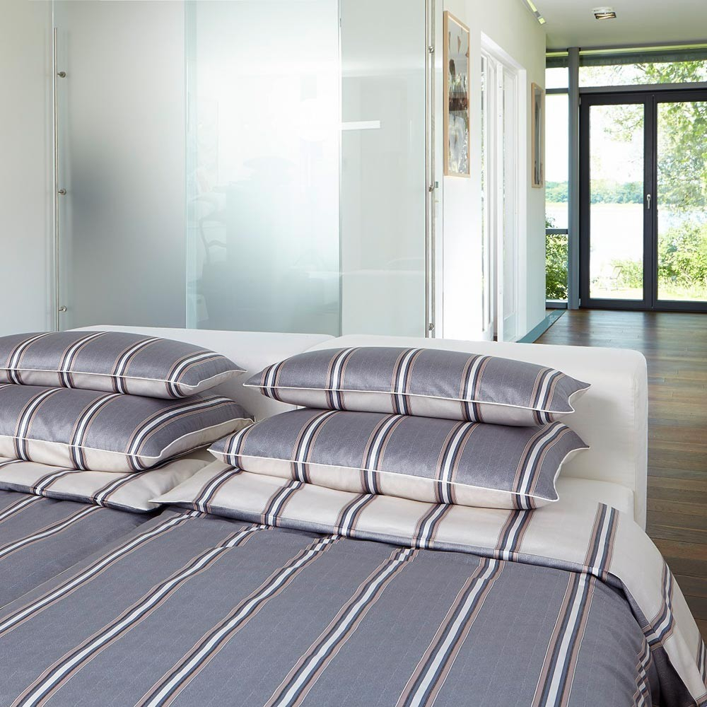 Наволочка 50x70 Elegante Cascade серая фото 2