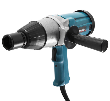 Ударный гайковерт Makita 6906