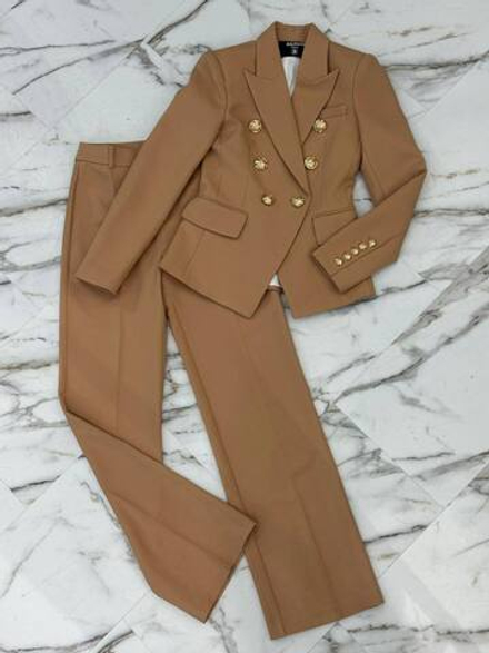 Костюм Balmain