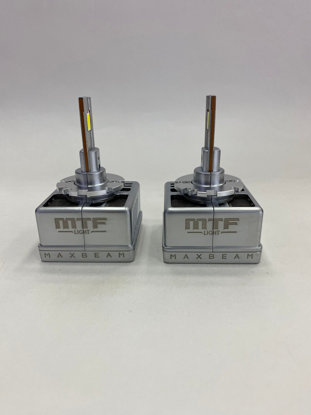 Светодиодные лампы MTF Light D5S MaxBeam 2.0 4500lm, 6000K, 35W (к-т 2шт.)