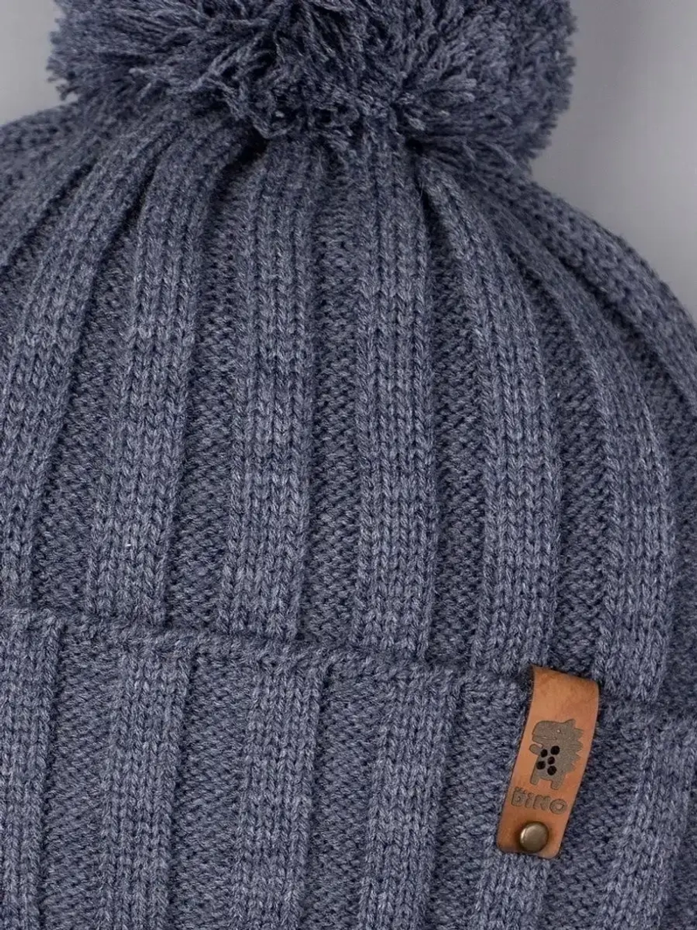 Шапка для мальчика осенняя на завязках