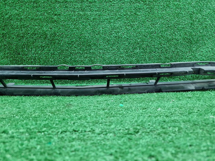 Кронштейн переднего бампера Mercedes E W213 16-21