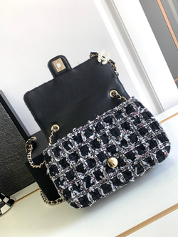 Chanel Bag 19 cm