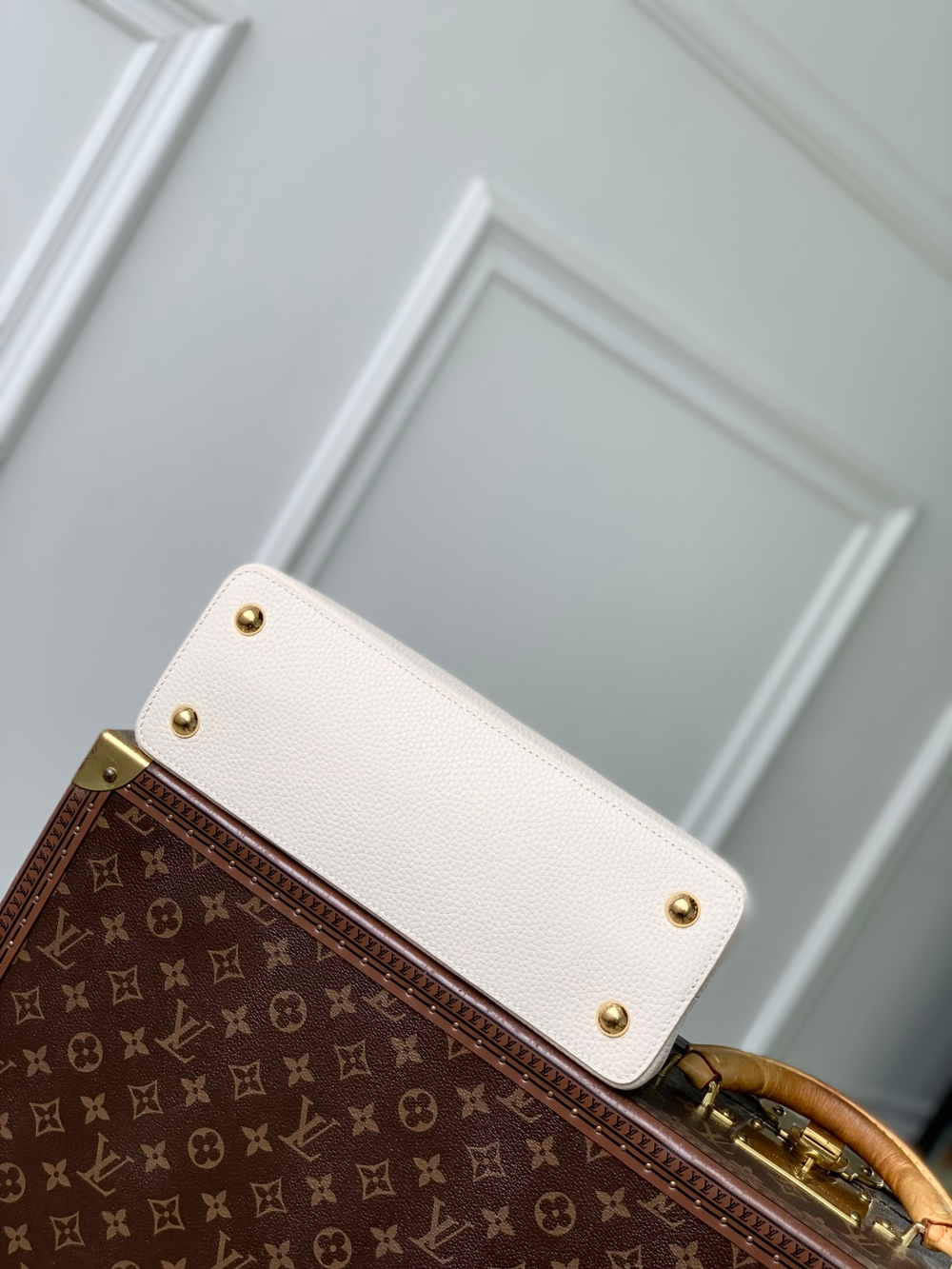 Louis Vuitton Capucines MM