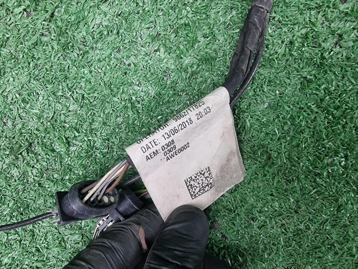 Проводка переднего бампера Porsche Cayenne 3 17-нв