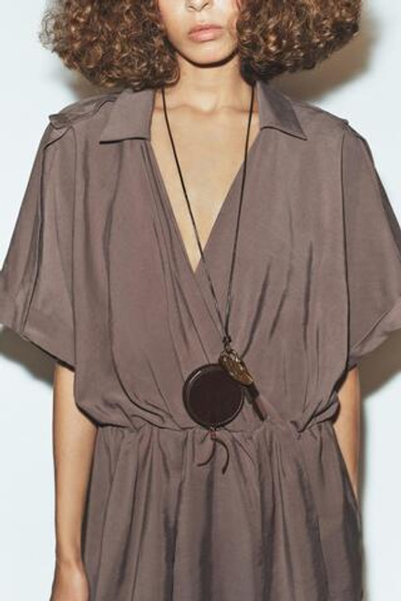 ZARA КОЛЬЕ ИЗ КАМНЯ И КОЖАНОГО КОШЕЛЬКА 100%, ЗОЛОТИСТЫЙ