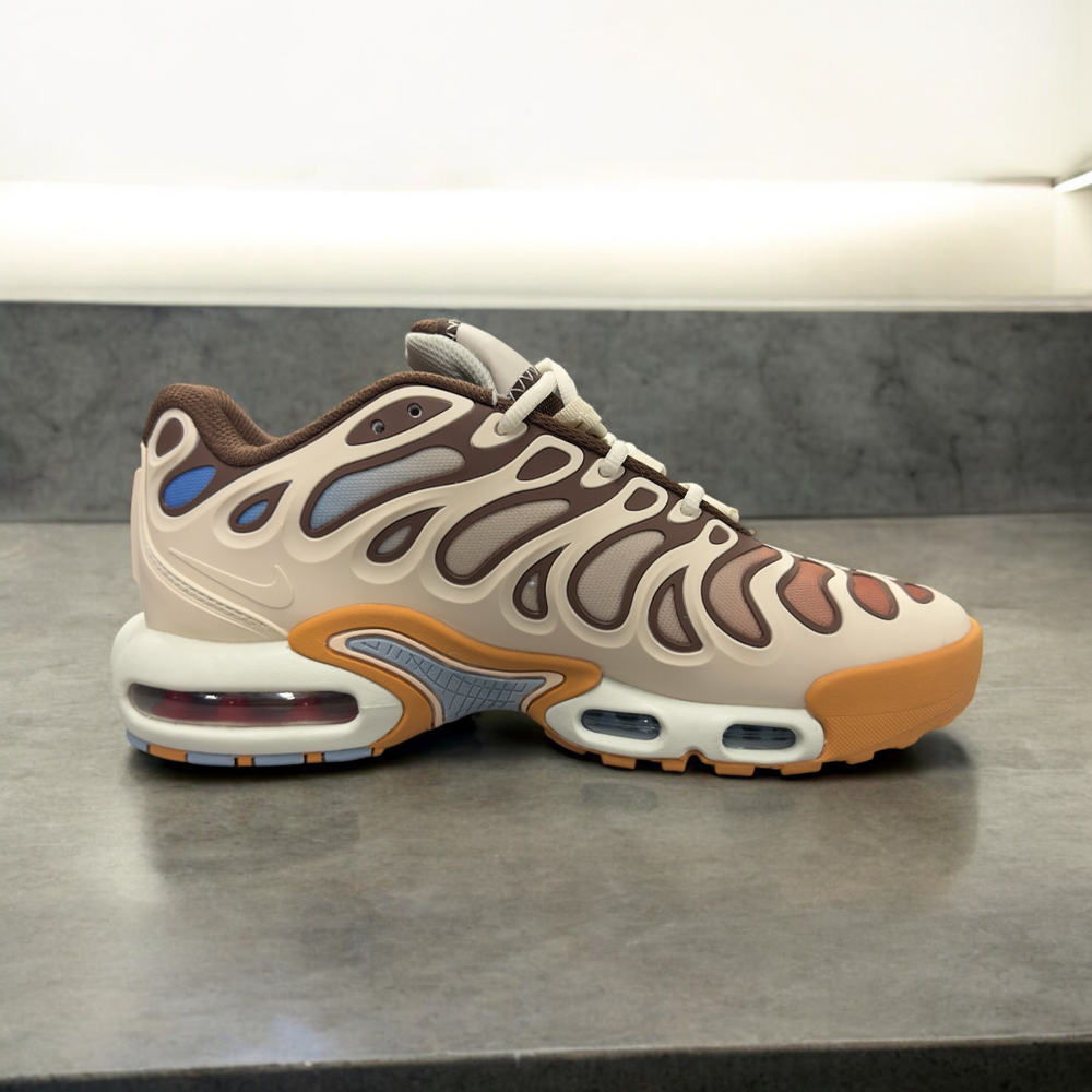 Nike Air Max Plus • Phantom Cacao