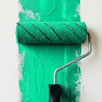 Композитные панели 3 и 4 мм в корпоративном цвете Хеликс (Pantone 3395 C) для объектов в России
