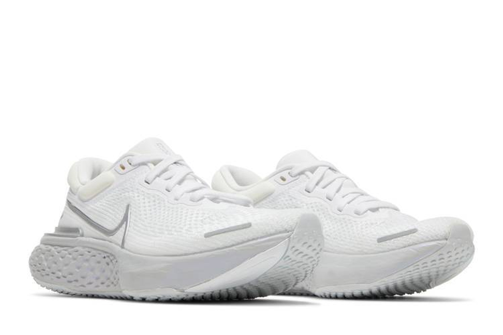 Кроссовки Nike Invincible Run 1 Flyknit (Женская размерная сетка)