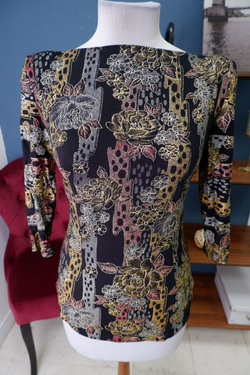 Джемпер оригинальный 42-44 размер