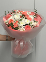 Микс-букет (хризантемы, кустовые розы, диантусы)