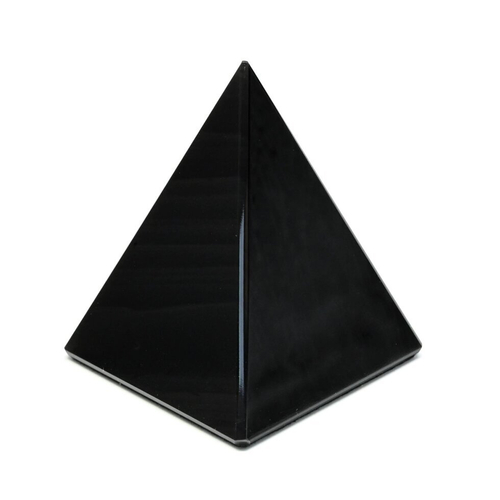Пирамида из обсидиана черного, 48*48*55 мм.