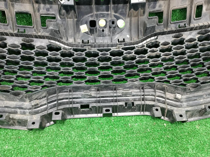 Решетка радиатора KIA Sportage 4 QL (2016-2018)