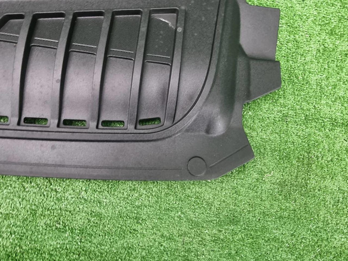 Кожух замка капота Audi A8 4 D5 (2017-2022)