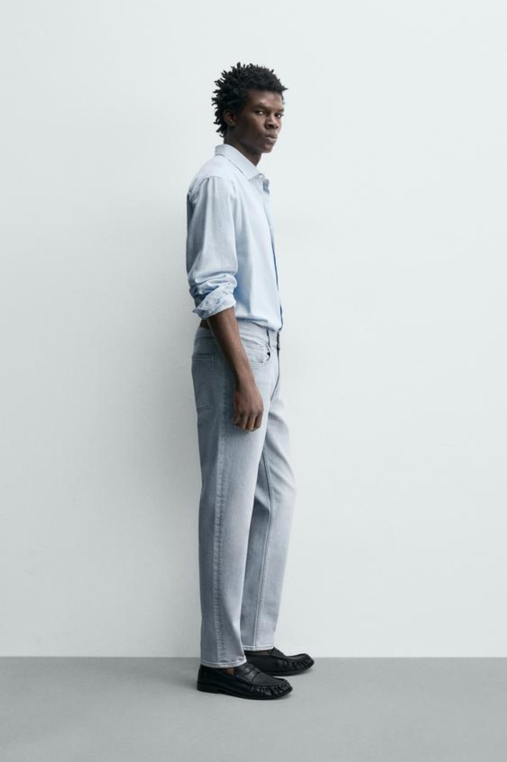 ZARA БАЗОВЫЕ ДЖИНСЫ SLIM FIT, НЕБЕСНО-ГОЛУБОЙ