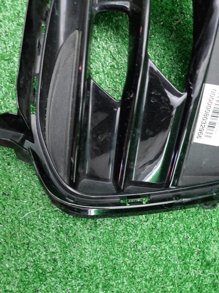 Накладка ПТФ левая Kia K5 (2019-2023)