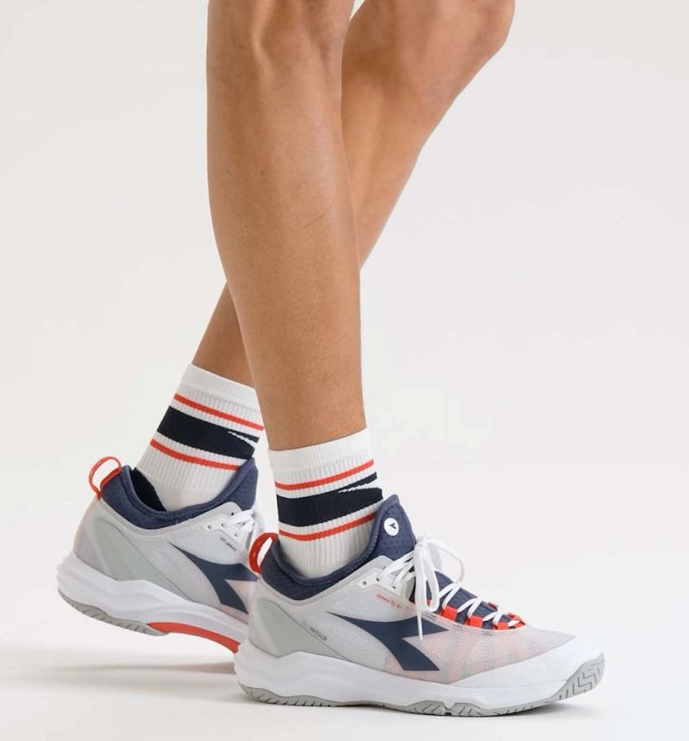 Теннисные кроссовки Diadora Speed Blushield Fly 4 + AG - white/blue corsair/fiery red