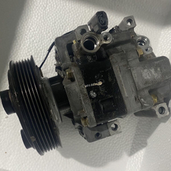 Компрессор кондиционера Mazda 6/Mazda 3